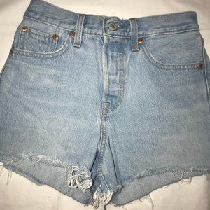 Levi Denim Wedgie Shorts NWOT